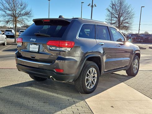 Used 2015 Jeep Grand Cherokee Limited w/ Luxury Group II image 3