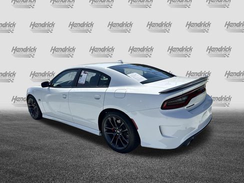Used 2022 Dodge Charger Scat Pack RWD image 8
