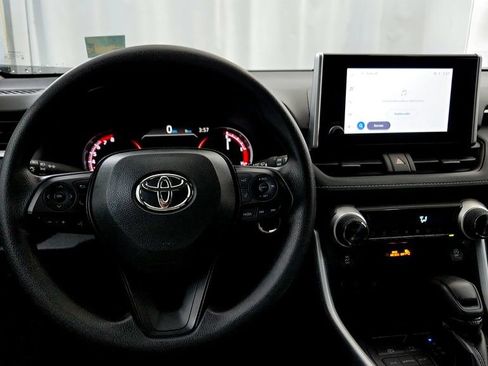 Certified 2025 Toyota RAV4 XLE AWD/4WD image 27