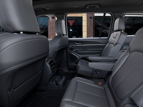 New 2026 Jeep Grand Cherokee L Limited AWD/4WD image 23