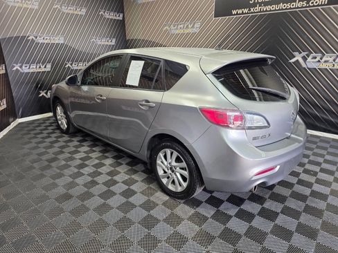 Used 2013 MAZDA MAZDA3 i Touring image 8