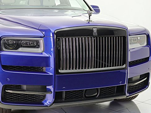 Used 2023 Rolls-Royce Cullinan Black Badge w/ Driver's Package AWD/4WD image 17