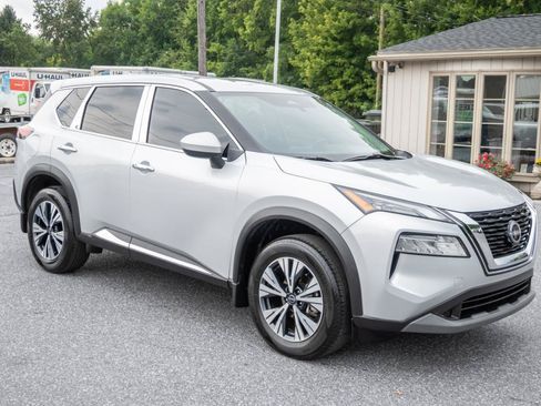 Used 2023 Nissan Rogue SV AWD/4WD image 4