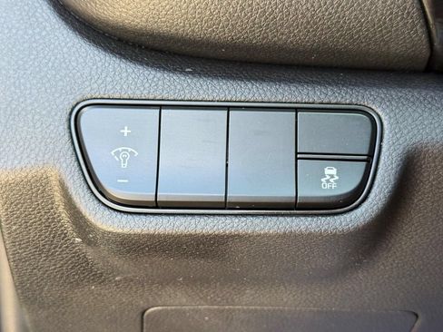 Used 2024 Kia Seltos X-Line AWD/4WD image 25