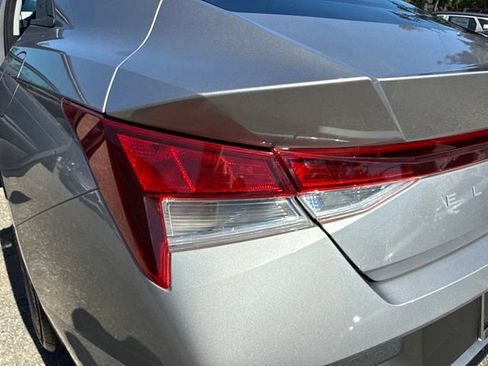 Used 2026 Hyundai Elantra SE FWD image 28