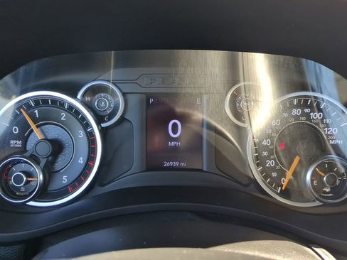 Used 2021 RAM 5500 Tradesman w/ Chrome Appearance Group RWD image 22