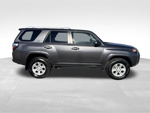 Used 2014 Toyota 4Runner SR5 image 8