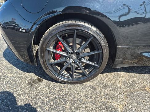 Used 2025 Toyota GR86 w/ Performance Package image 30