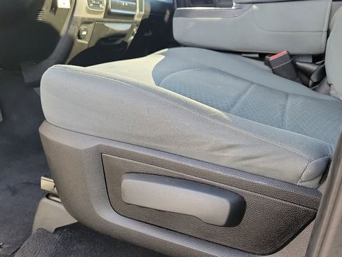 Used 2019 RAM 1500 Express image 12