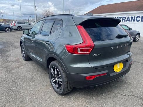 New 2026 Volvo XC40 B5 Core w/ Protection Package Premier AWD/4WD image 5