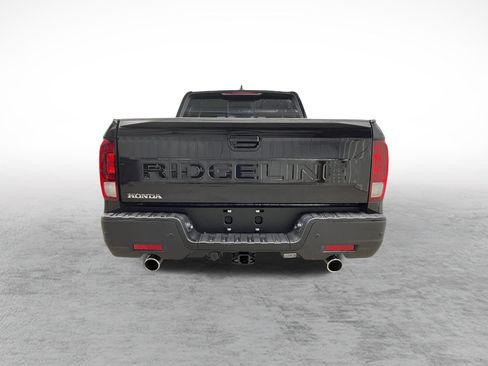 New 2026 Honda Ridgeline Black Edition image 4