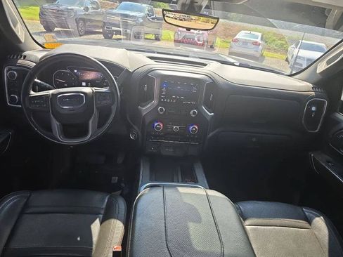 Used 2023 GMC Sierra 2500 Denali w/ Denali Ultimate Package AWD/4WD image 10