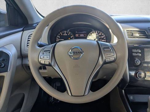 Used 2015 Nissan Altima 2.5 S w/ Power Driver Seat Package image 14
