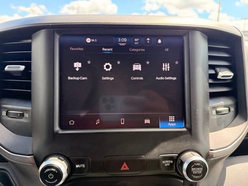 Used 2023 RAM 3500 Tradesman w/ Chrome Appearance Group AWD/4WD image 11
