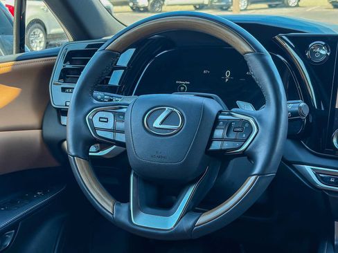 Used 2025 Lexus RX 350h w/ Convenience Package AWD/4WD image 14