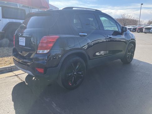 Used 2018 Chevrolet Trax LT w/ Redline Edition image 20