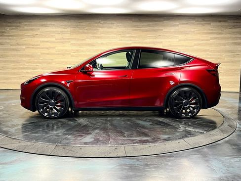 Used 2024 Tesla Model Y Performance AWD/4WD image 20