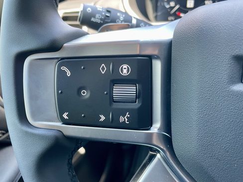 New 2026 Land Rover Discovery Dynamic SE AWD/4WD image 23