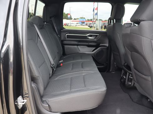 Used 2025 RAM 1500 Big Horn AWD/4WD image 11