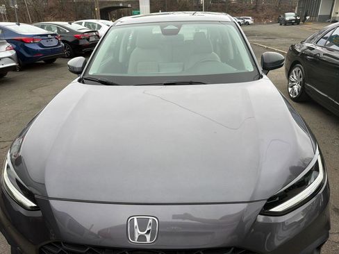Used 2024 Honda HR-V LX image 2