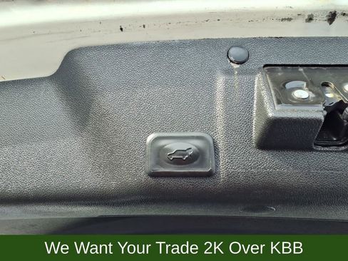 Used 2012 GMC Acadia SLT image 18