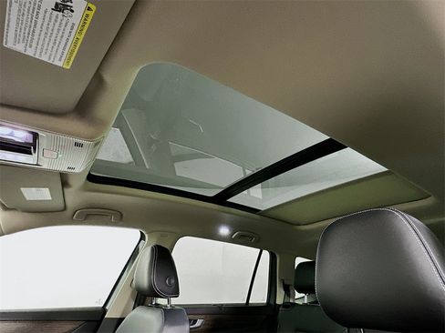 New 2026 Volkswagen Atlas SEL image 11