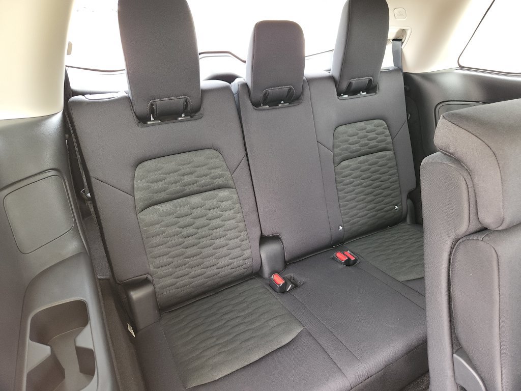 Certified 2026 Nissan Pathfinder SV FWD image 15