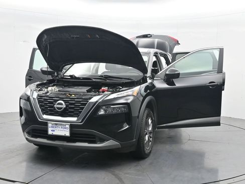 Used 2023 Nissan Rogue S AWD/4WD image 23
