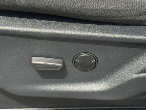 Used 2025 Ford F150 XLT w/ Equipment Group 301A Standard AWD/4WD image 18
