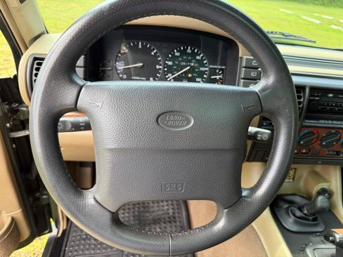 Used 1998 Land Rover Discovery LE AWD/4WD image 30