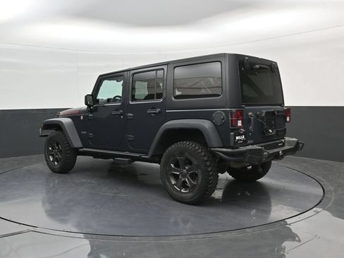Used 2018 Jeep Wrangler Unlimited Rubicon AWD/4WD image 5
