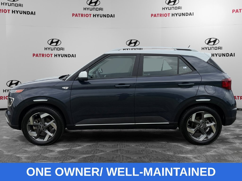 Used 2023 Hyundai Venue Limited FWD image 6