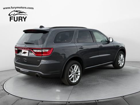 Used 2025 Dodge Durango GT AWD/4WD image 3