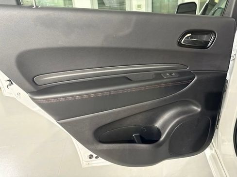 Used 2025 Dodge Durango GT AWD/4WD image 19
