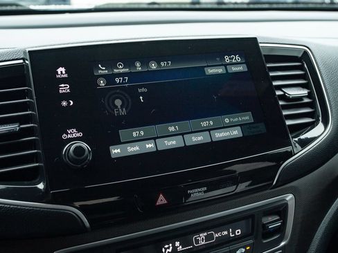 Certified 2023 Honda Passport TrailSport image 31