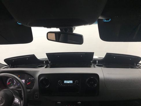 Used 2021 Mercedes-Benz Sprinter 144 Cargo image 20