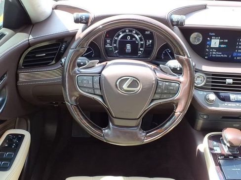 Used 2019 Lexus LS 500 AWD w/ Interior Upgrade Package image 20