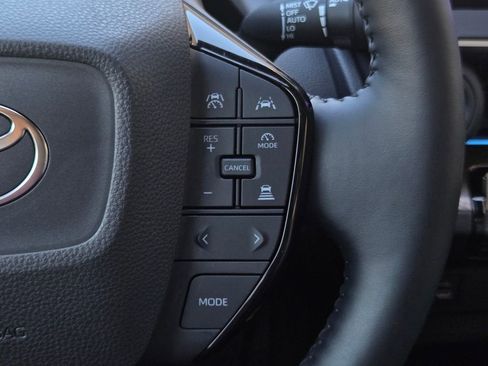 Used 2024 Toyota Prius XLE FWD image 23