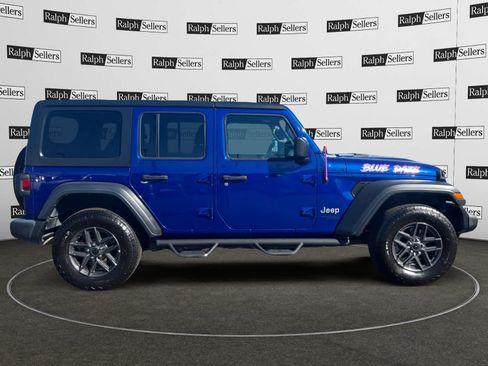 Used 2018 Jeep Wrangler Unlimited Sport S image 7
