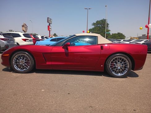 Used 2008 Chevrolet Corvette Convertible w/ Preferred Equipment Group RWD image 4