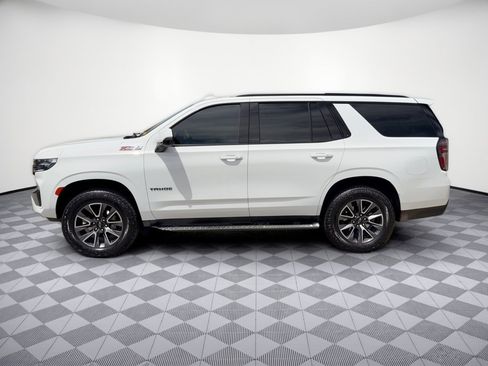 Certified 2024 Chevrolet Tahoe Z71 w/ Luxury Package AWD/4WD image 2