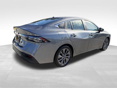 New 2026 Nissan Sentra SL w/ Floor Mat Package image 7