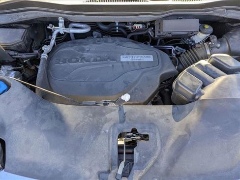 Used 2019 Honda Pilot Touring image 27