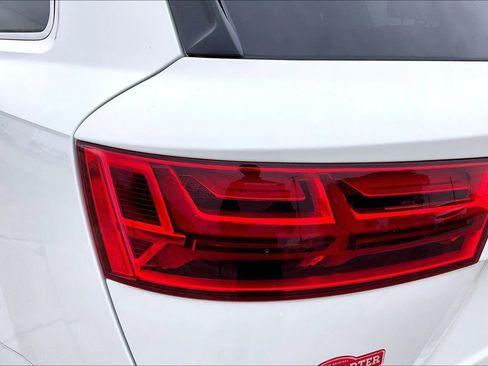 Used 2019 Audi Q7 2.0T Premium Plus AWD/4WD image 20
