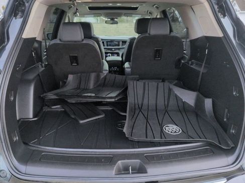 Used 2020 Buick Enclave Essence w/ Sound and Sites Package image 28