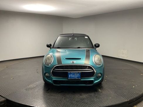 Used 2017 MINI Cooper S image 2