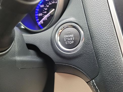 Used 2019 Subaru Outback 2.5i Limited image 32