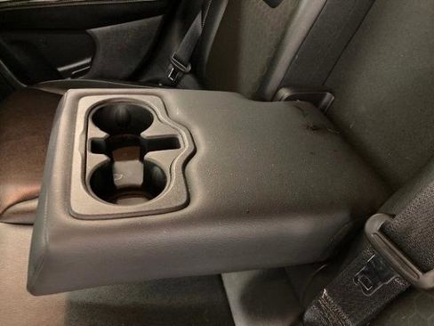 Used 2018 Jeep Compass Latitude w/ Popular Equipment Group image 12