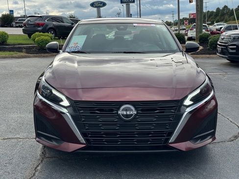 Certified 2024 Nissan Altima 2.5 SV image 8