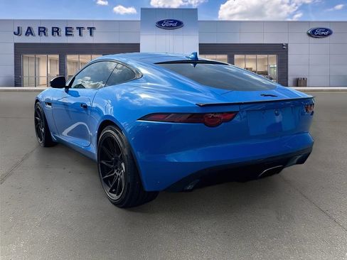 Used 2018 Jaguar F-TYPE Coupe RWD image 3